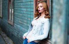 Late-Autumn Fashion Show: magnificent, sexy and fresh