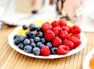 New Study Reveals Berries Play A Role In Child Obesity